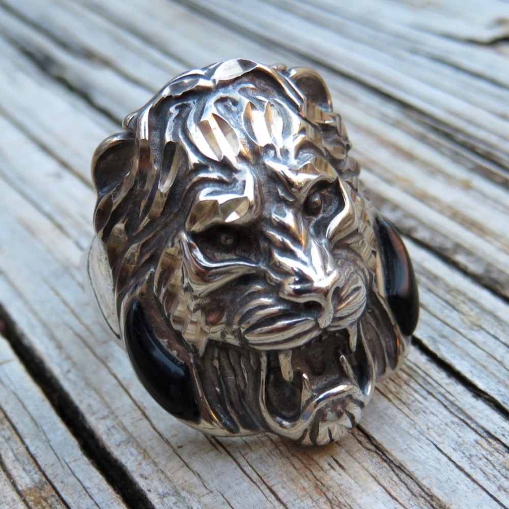 SOLD Vintage 925 Ted Ott BIG Onyx Lion Head Ring - Picture 3 of 8